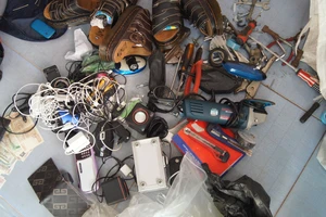 Bắt hai đối tượng đột nhập phòng trọ công nhân để trộm cắp