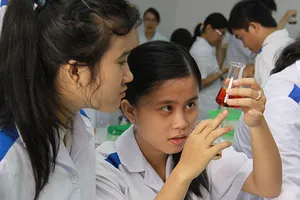 'Dùng môn văn xét tuyển trường y là cực kỳ nguy hiểm'