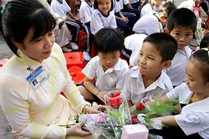 'Nhận phong bì mà lúc nào cũng nặng trĩu những tâm tư'