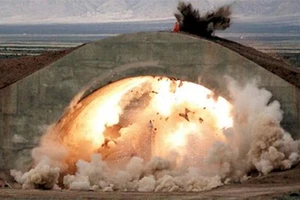 Mỹ thử thành công bom xuyên phá bongke hạng nặng nâng cấp