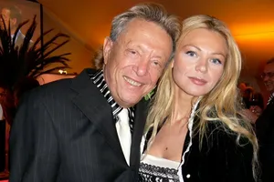 Cụ ông 81 tuổi kiện người tình 19 tuổi vì không chịu 'yêu'