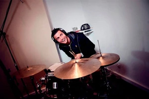 Sốc với bản cover chế 'Em của ngày hôm qua' của Ronaldo