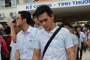 Video: Thí sinh nhận định đề thi Vật Lý có nhiều câu quá khó?