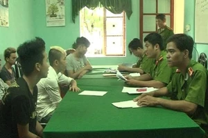 Bắt giữ nhóm game thủ chuyên đi trộm cắp