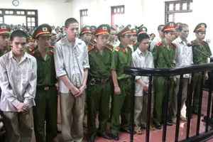 Hôm nay xét xử vụ quan tài diễu phố