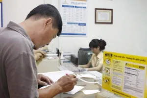 Gửi đơn kháng cáo qua bưu điện được không?