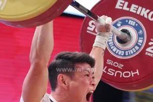 Thạch Kim Tuấn giành huy chương đồng giải cử tạ vô địch thế giới