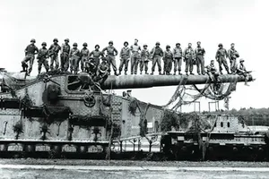 Khẩu pháo siêu khủng của trùm phát xít Hitler