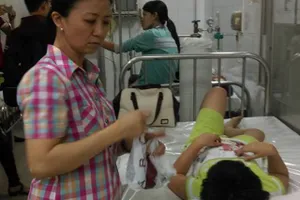 Học sinh Trường Trần Quang Khải, quận 1 ngộ độc sau bữa ăn