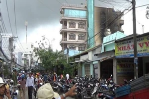 Clip: Hiện trường vụ cháy nhà làm 6 người chết ở Cà Mau