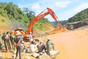 Tìm thấy thi thể nghi là nạn nhân mất tích trong sự cố sông Bung 2