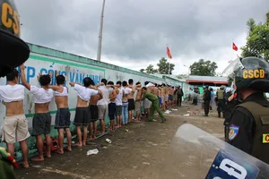 Bắt khẩn cấp 20 đối tượng phá cơ sở cai nghiện Đồng Nai