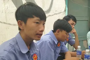 3 bảo vệ cứu hàng chục người trong vụ cháy Carina