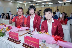 Khen thưởng 4 vận động viên đạt thành tích cao tại SEA Games 31