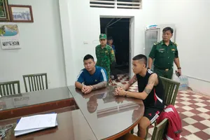 Bắt 5 đối tượng liên quan vụ án giết người, trốn sang Campuchia