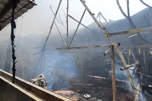 Cháy lớn tại quán lẩu dê ở Tiền Giang