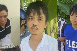 Ba tên trộm đột nhập kho chứa hàng trộm đi 12 thùng sữa