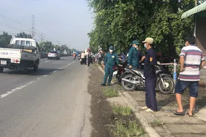 Chủ quán nước tá hỏa thấy người chết trong tư thế treo cổ bên trong tiệm