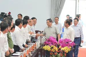 Thủ tướng Chính phủ - Phạm Minh Chính làm việc với Tỉnh ủy Long An