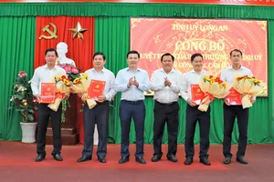 Long An điều chuyển bí thư ‘địa bàn giáp ranh’ TP.HCM