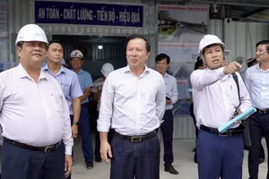 Chủ tịch UBND tỉnh Long An kiểm tra tiến độ thực hiện Đường Vành đai 3 - TPHCM 