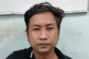 Đang trốn truy nã tiếp tục trộm cắp