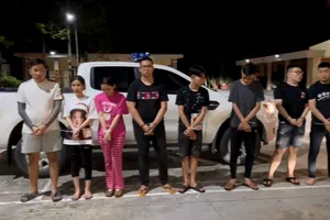 Biên phòng Long An bắt giữ 8 người có ý định vượt biên sang Campuchia