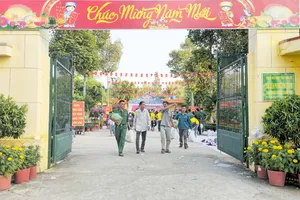 Chợ Tết yêu thương nơi biên cương Tổ Quốc