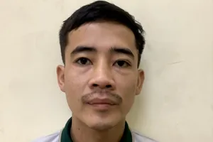 Cụ ông 70 tuổi đạp ngã xe máy tên cướp, lấy lại tài sản