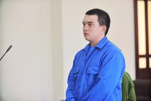 Tử hình kẻ giết người, cướp của và hiếp dâm người phụ nữ bán vé số