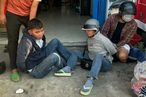 Cảnh sát Long An bủa quân chặn đường nhóm trộm xe máy chạy từ Hậu Giang lên TP.HCM