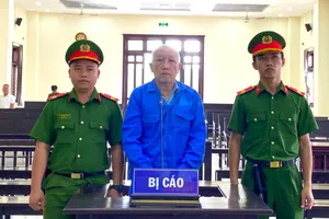 Lừa chiếm đoạt nhiều tỉ đồng từ sổ đỏ bị thất lạc 