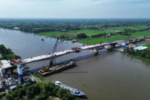 Long An: Hợp long cầu Vàm Cỏ Đông và Khởi Công đường tỉnh 822B