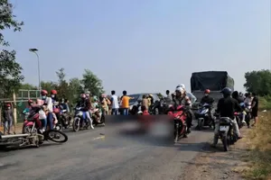 Về quê đón tết, hai anh em gặp tai nạn thương tâm