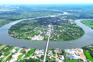 Chung dòng Vàm Cỏ Đông, Tây Ninh với Long An nối đôi bờ phát triển 