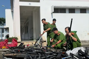 Long An: Tiêu huỷ hơn 1.000 vũ khí, vật liệu nổ