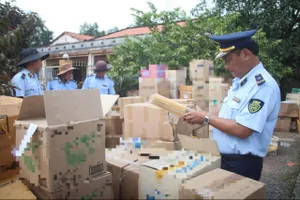 Phát hiện hơn 25.000 sản phẩm nghi hàng nhập lậu tại Tây Ninh