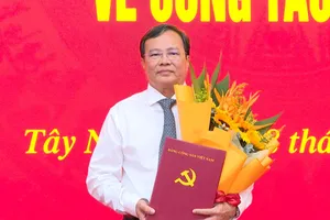 Ông Lê Văn Hẳn được bầu làm Chủ tịch UBND tỉnh Tây Ninh