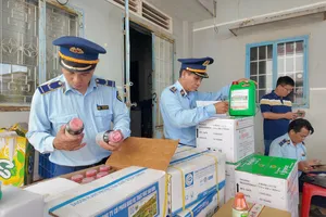 Tây Ninh liên tiếp phát hiện các vụ kinh doanh hàng nhập lậu quy mô lớn