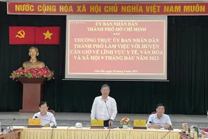 UBND TP.HCM làm việc với huyện Cần Giờ về y tế, văn hoá, xã hội