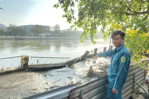 Khẩn trương khắc phục sạt lở bờ kè Thanh Đa, quận Bình Thạnh