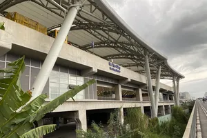 Nhiều cầu bộ hành metro số 1 Bến Thành- Suối Tiên sắp hoàn thành 