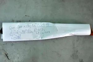 Người phụ nữ dùng dao tấn công vùng cổ nam đầu bếp