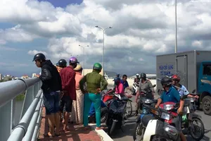 Tìm thấy thi thể nam thanh niên giận bạn gái nhảy cầu Tiên Sơn