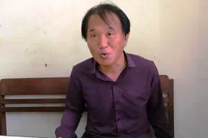 Người đàn ông Hàn Quốc tấn công tài xế taxi, cướp tài sản