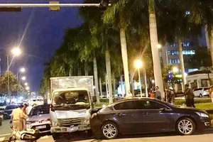 Xe tải tông xe chờ đèn đỏ ở Đà Nẵng quá hạn kiểm định 3 tháng