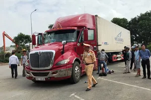 1 tài xế lái container trên đường dương tính ma túy