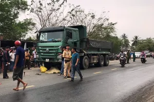 Cán bộ trại giam bị xe ben tông tử vong ở Đà Nẵng