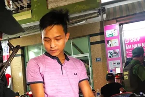 Thanh niên chơi cỏ Mỹ vì buồn chuyện gia đình?