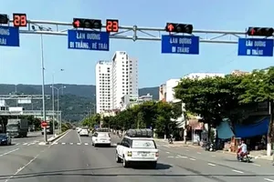 CSGT Đà Nẵng xác định 9 xe của Trung Nguyên vượt đèn đỏ